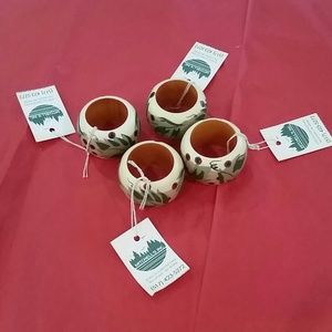 DII Hand Painted Holiday Christmas Napkin Rings NWT